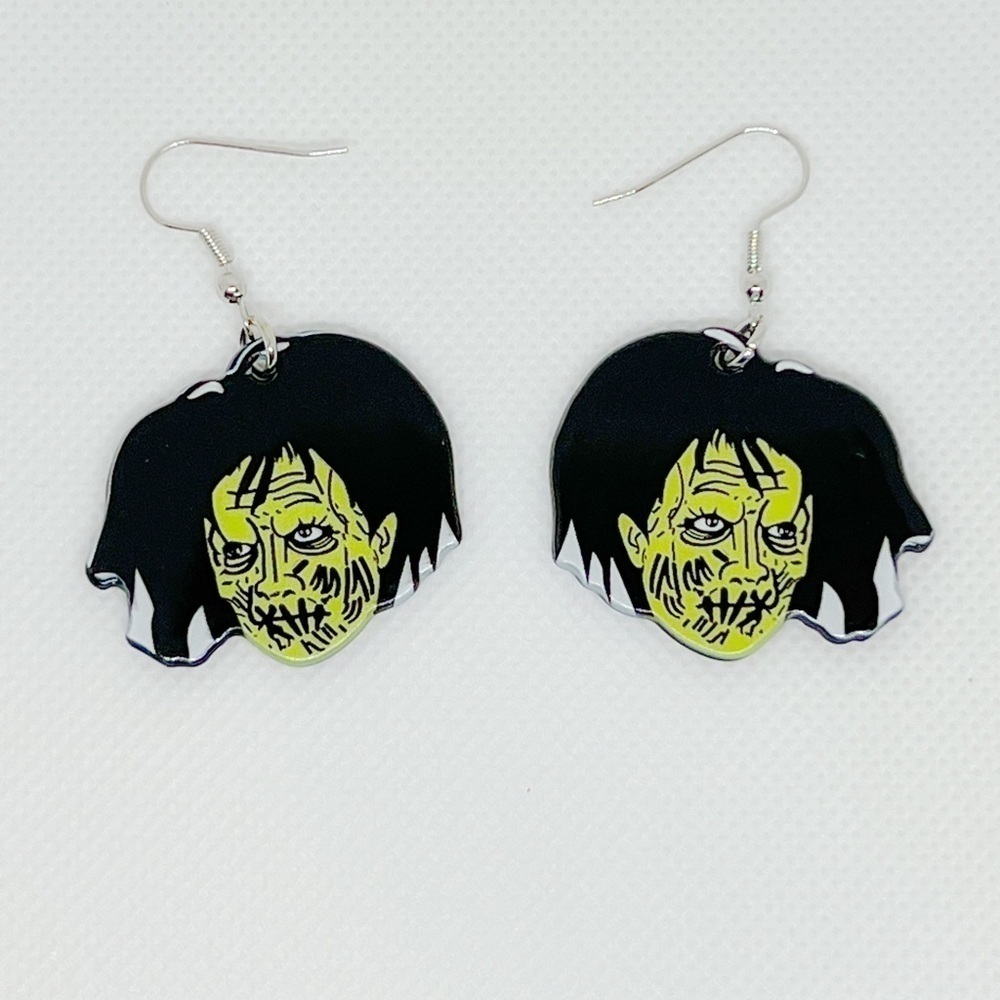 Hocus Pocus Billy Butcherson Dangle Earring